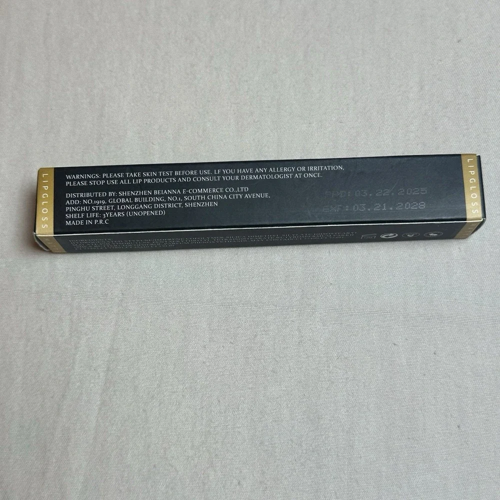 MAKI YIKA- Cranberry--Matte Liquid Lipstick‎ Long Lasting New In Box 3.5ml